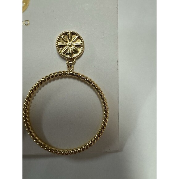 Gorjana Tulum Hoop Earrings Lightweight Gold Color Drop Dangle - Picture 4 of 4